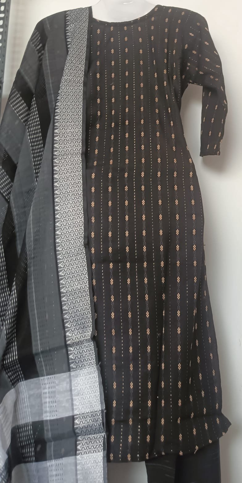 Noir Silver Blossom Ensemble