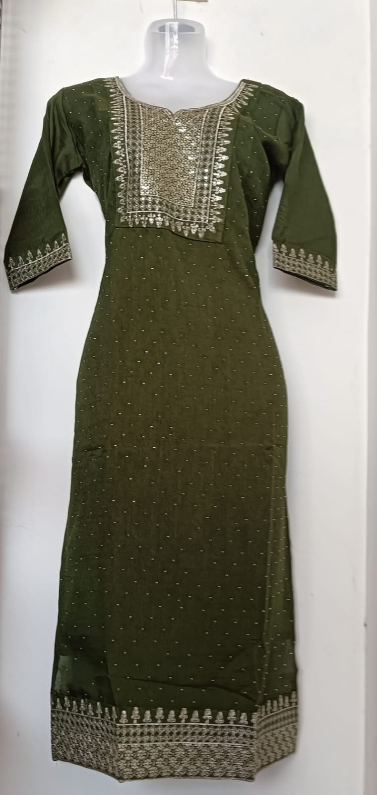 Emerald Noor Embroidered Kurti